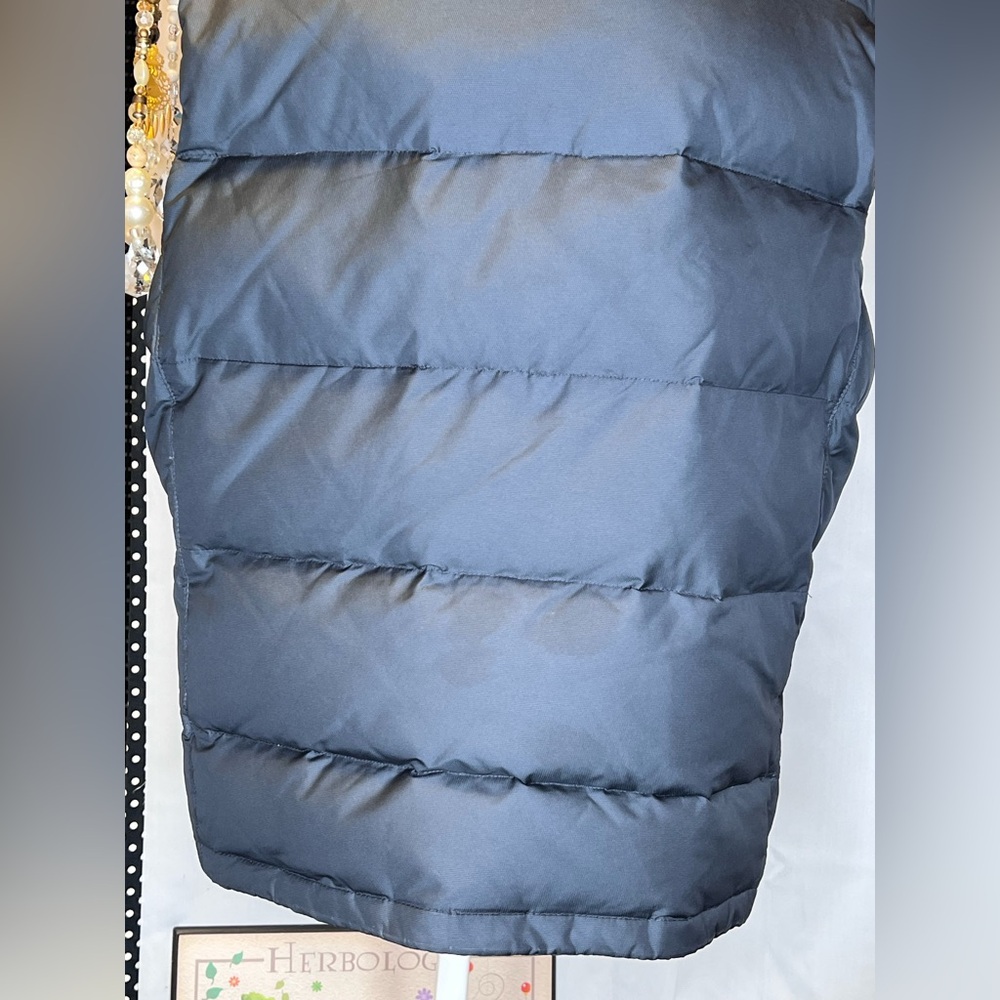 NWOT Michael Kors Black Puffer Vest Size Large - Picture 9 of 14